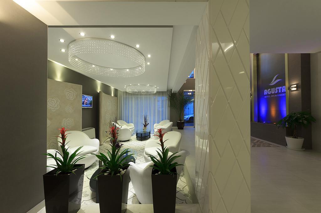 וליקו טורנובו Agusta Hotel, Garden & Spa מראה חיצוני תמונה